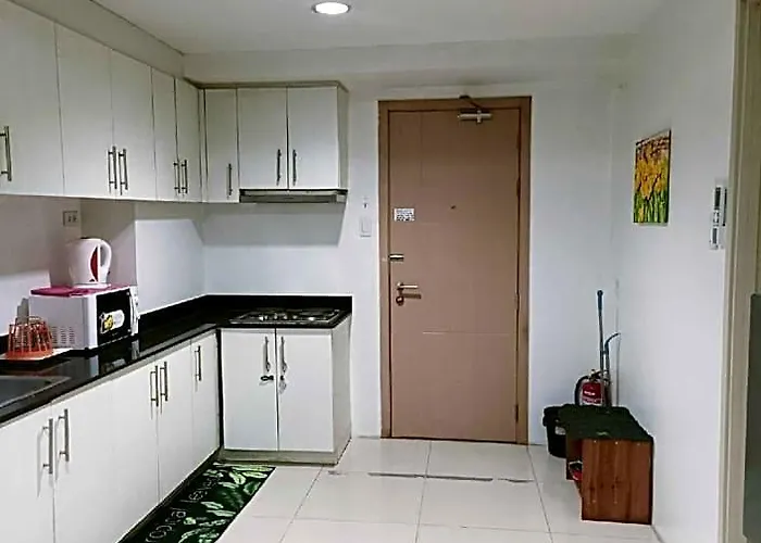 Hotel Jafar Place 2br In Sea Residences Moa 4*